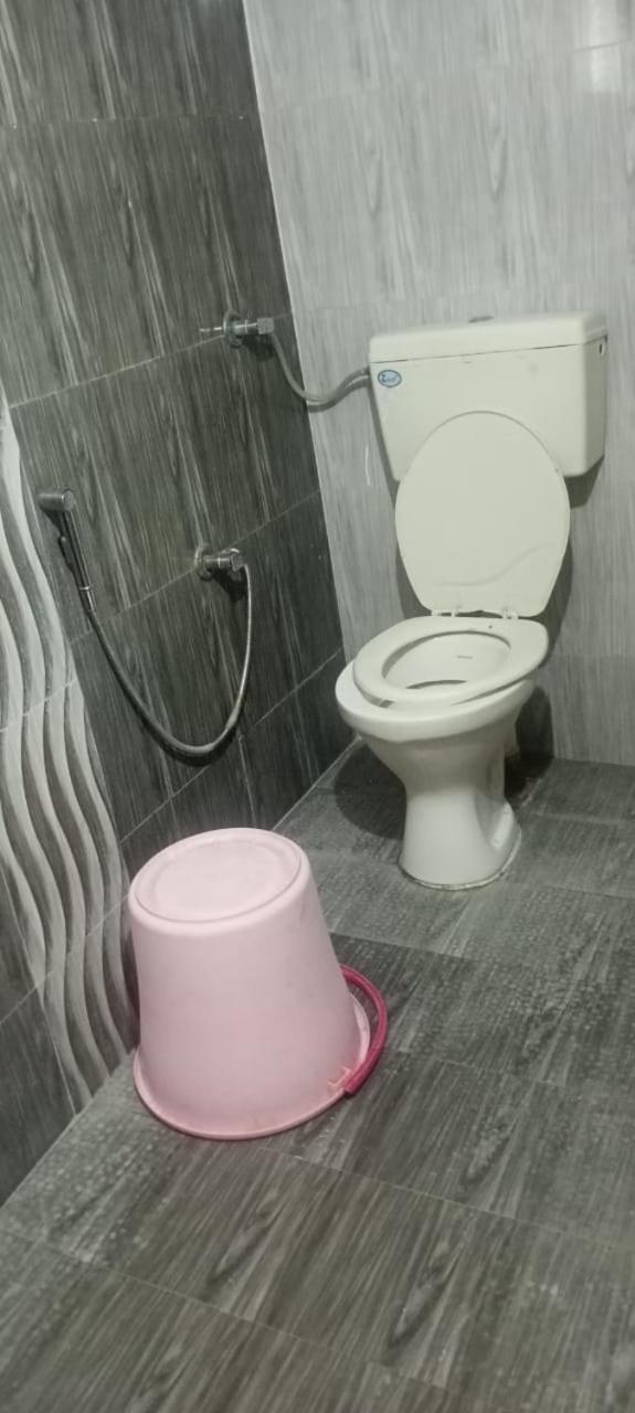 Hotel Anjali Palace Ahmedabad Esterno foto